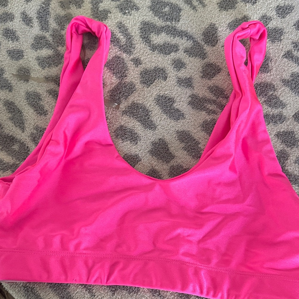 Vibrant Pink Sports Bra for Women